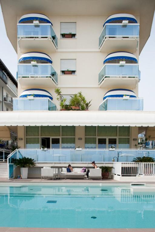 Hotel Canarie リド・ディ・イエゾロ エクステリア 写真